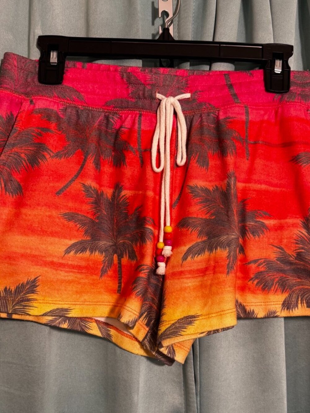 P.J. Salvage Tropical Palm Print Lounge Set Sunset Ombre Top Shorts Size Small - Picture 5 of 8
